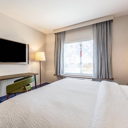 Fairfield Inn & Suites Dallas Arlington South מראה חיצוני תמונה