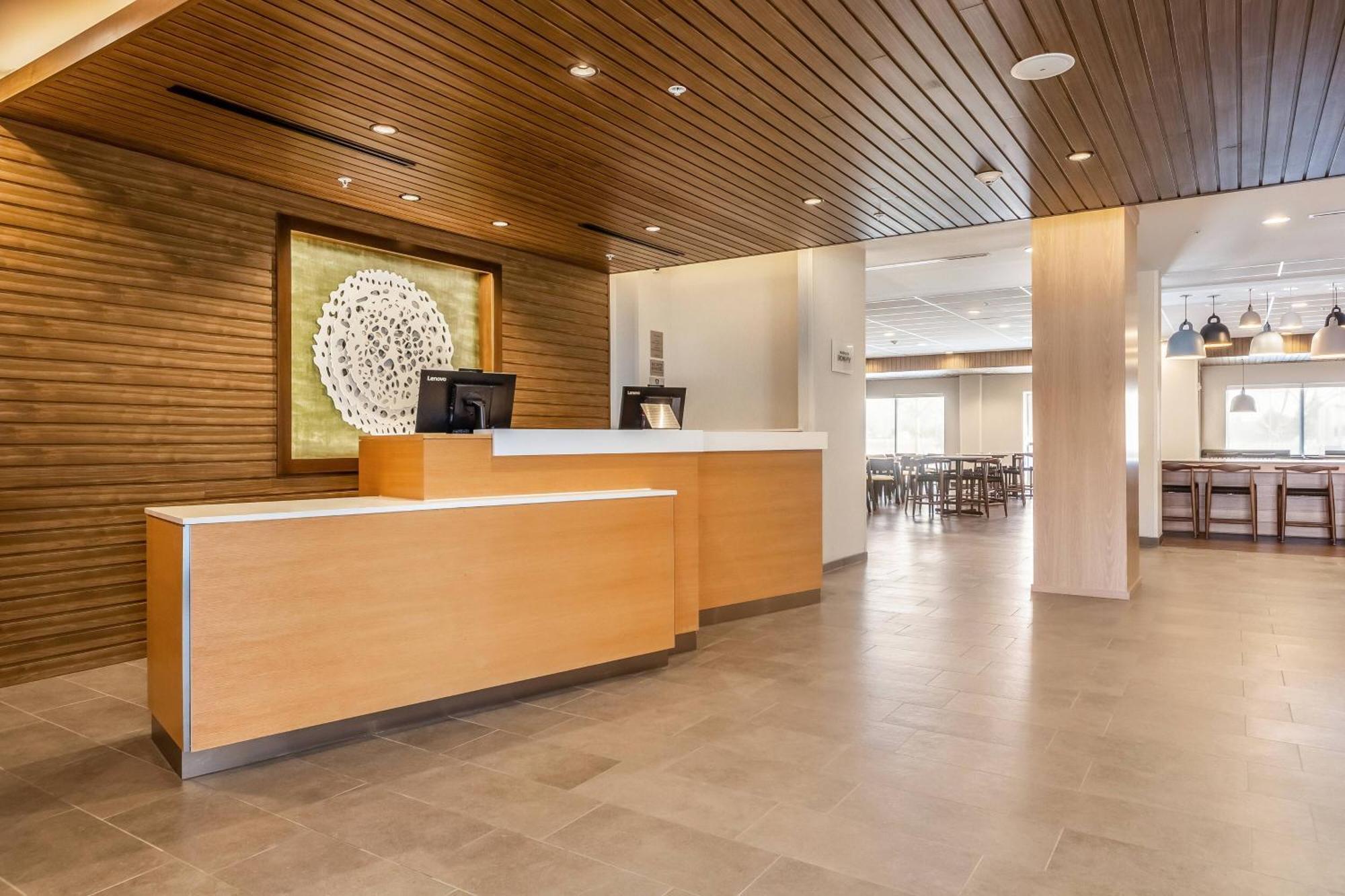 Fairfield Inn & Suites Dallas Arlington South מראה חיצוני תמונה